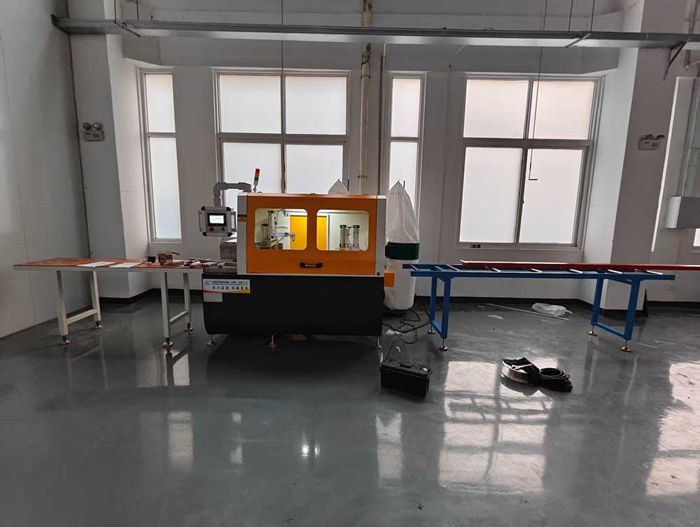 銅鋁型材切割機標準機夯實行業布局根基,非標機精準匹配用戶個性化訴求